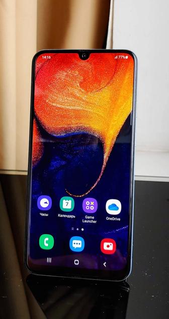 Продам смартфон Samsung Galaxy A50 в идеальном состоянии