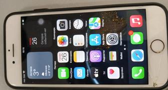 Продам айфон 8