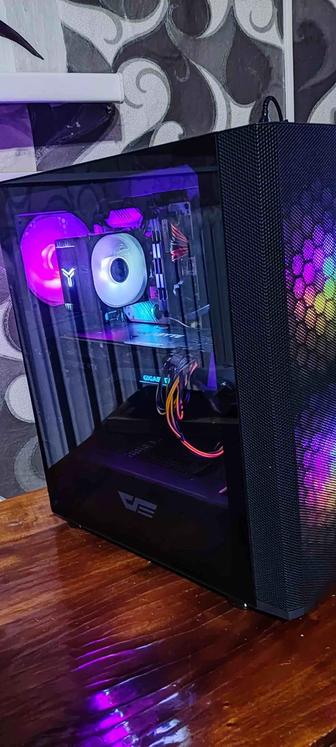 В отличном состоянии Пк для любых задачь и игр CS PUBG и т.д торг есть