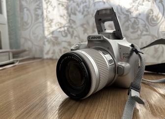 Камера Canon eos 250d