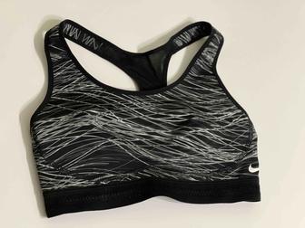 Спортивный топ-бра. Размер S