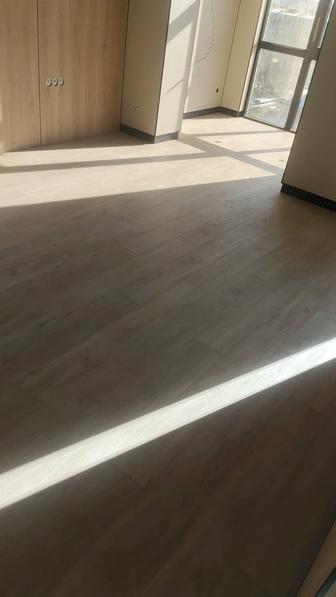 Настил Ламината, линолеума