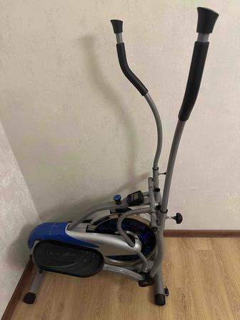 Продам эллиптический тренажер
