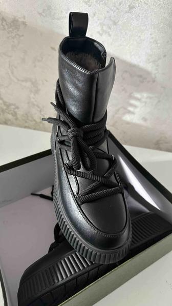 Продам зимние ботинки 38р