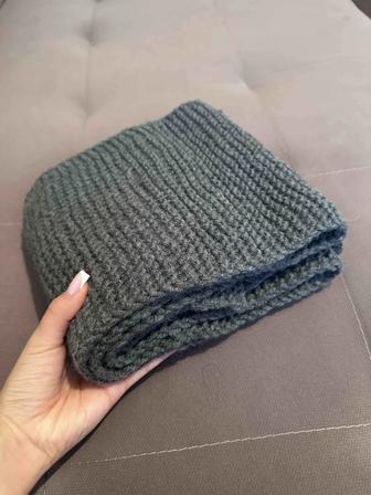 Продаю шарф зимний/весенний