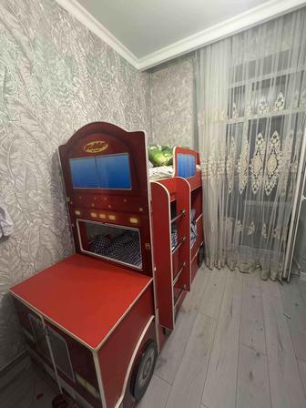 Продам Двухъярусную Кровать