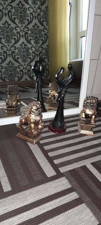 Статуэтка лев хранитель и статуэтка любовь. 3000тенге