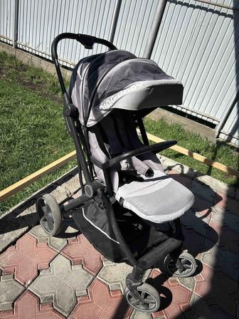 Продам коляску б/у