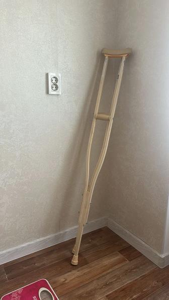 Костыли в отличном состоянии