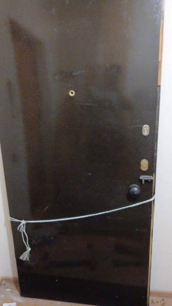 дверь железная