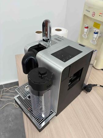 Кофемашина Delonghi Nespresso