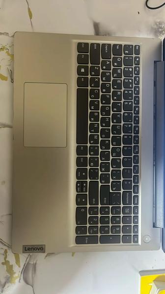 Срочно продам ноутбук Lenovo
Ideapad 3