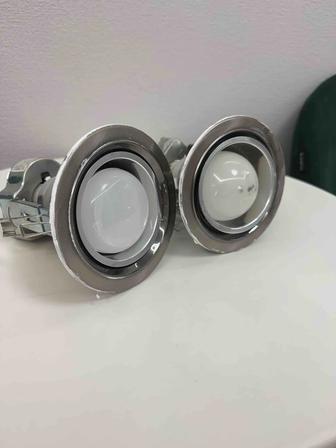 Потолочный светильник