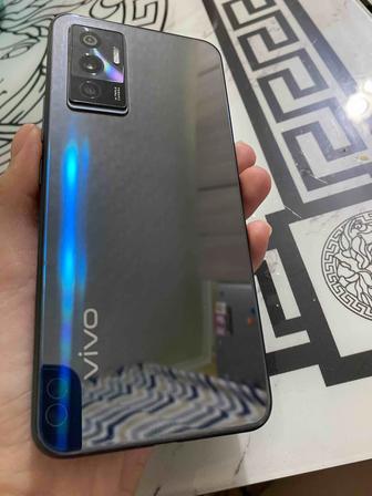 Продам телефон vivo V23e