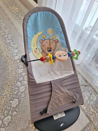 Продается шезлонг с рождения