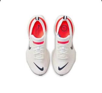 nike invincible run 3