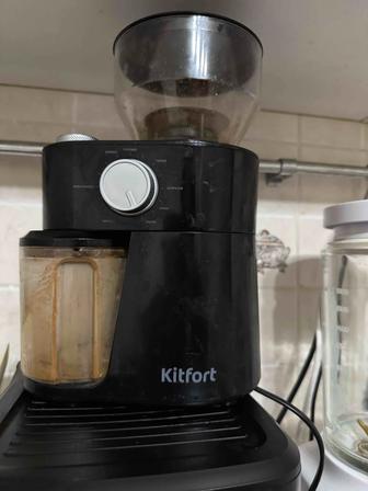 Кофемолка Kitfort KT-741