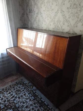 Продам пианино б/у
