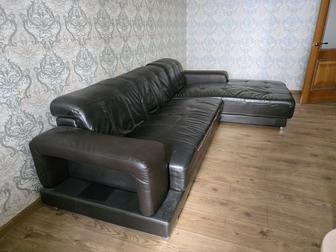 Диван кожаный угловой срочно