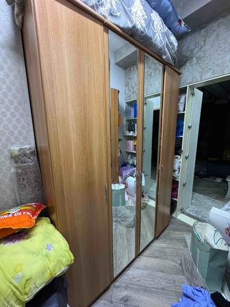 Продам шифоньер в отличном состоянии