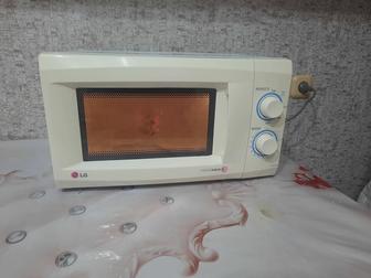 микроволновую печь за 15000тг