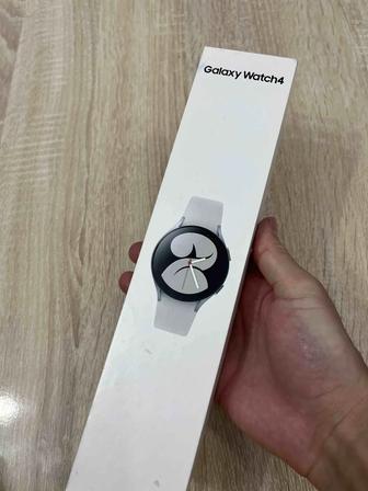 Смарт часы Galaxy Watch4
