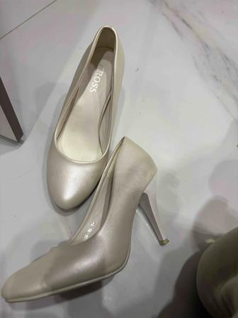 Продам туфли