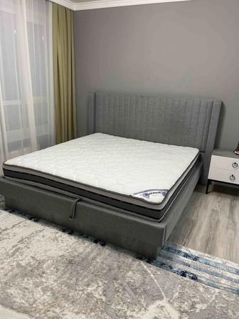 Кровать двуспальная