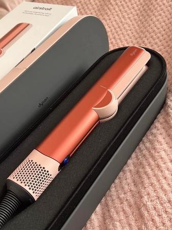 Фен Dyson airstrait