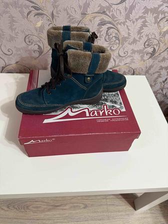 Продам ботинки женские