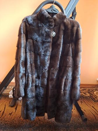 Продам норковую шубу