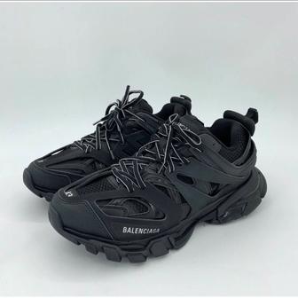 Balenciaga track 3