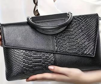 Распродажа!! Продам эллегантную сумку в стиле ретро классика