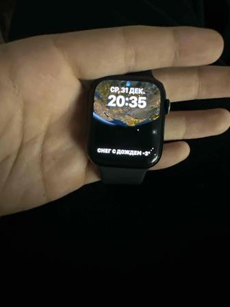 Продам эпл вотч 8 серии 45 мм