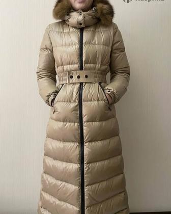 Продам пуховик Moncler