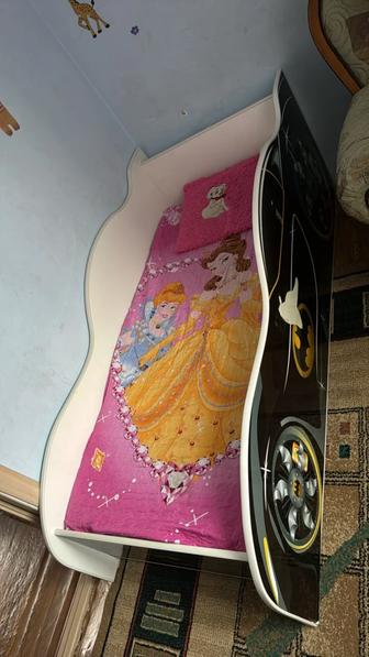 Продам кровать