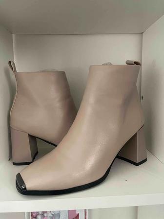 Новые демисезонные ботильоны от Mario Muzi 37 размер