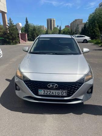 Акцент в аренду. Аренда авто Астана. Под такси