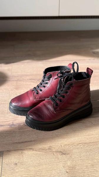 Осенние ботинки женские, 37 размер