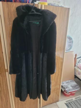 Продам норковую шубу