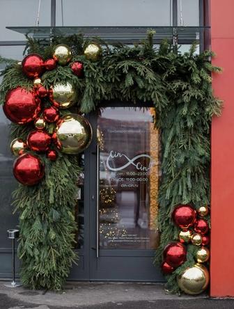 Новогодний декор фасада