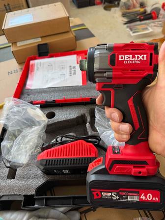 Шуруповерт