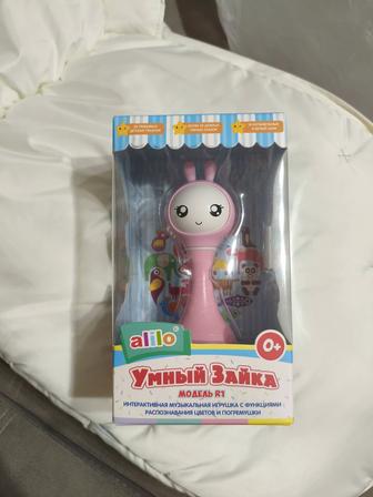Интерактивный зайка Alilo, Алило