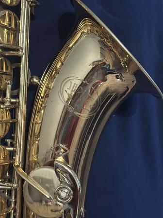 Продам саксофон тенор Jupiter JTS-689 (Тайвань) с кейсом
