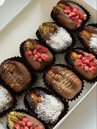 Финики в шоколаде