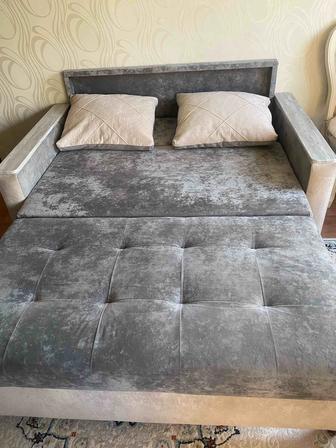 Продам диван - в отличном состоянии