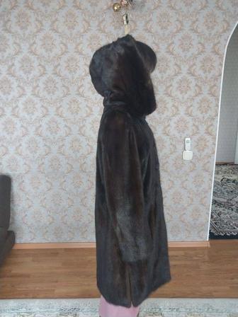 Продам норковую шубу