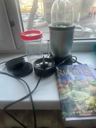 Продам кухонный комбайн Мэджик Буллет