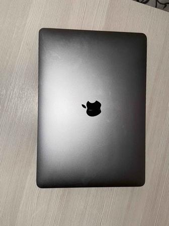 MacBook Air 13