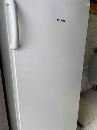 ПРОДАМ морозильник Atlant 240 л